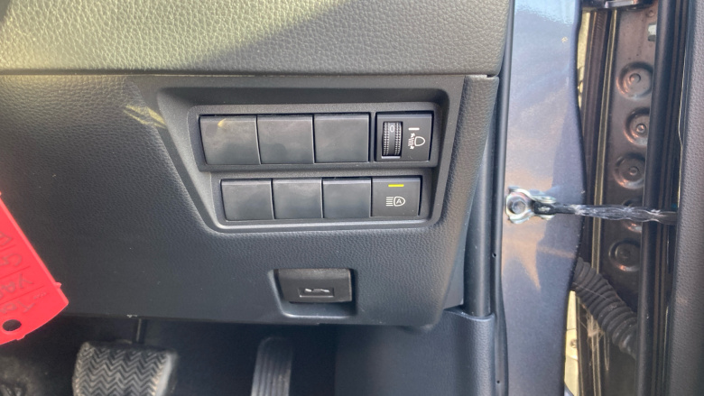 Toyota Yaris 1.5 Hybrid Design 5dr CVT Hybrid Hatchback